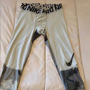 Nike Pro Hypercool Compression spandex